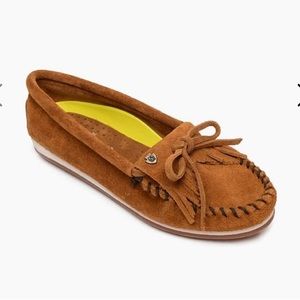 NWT Minnetonka Kilroy Plus - Size 8 - New in Box